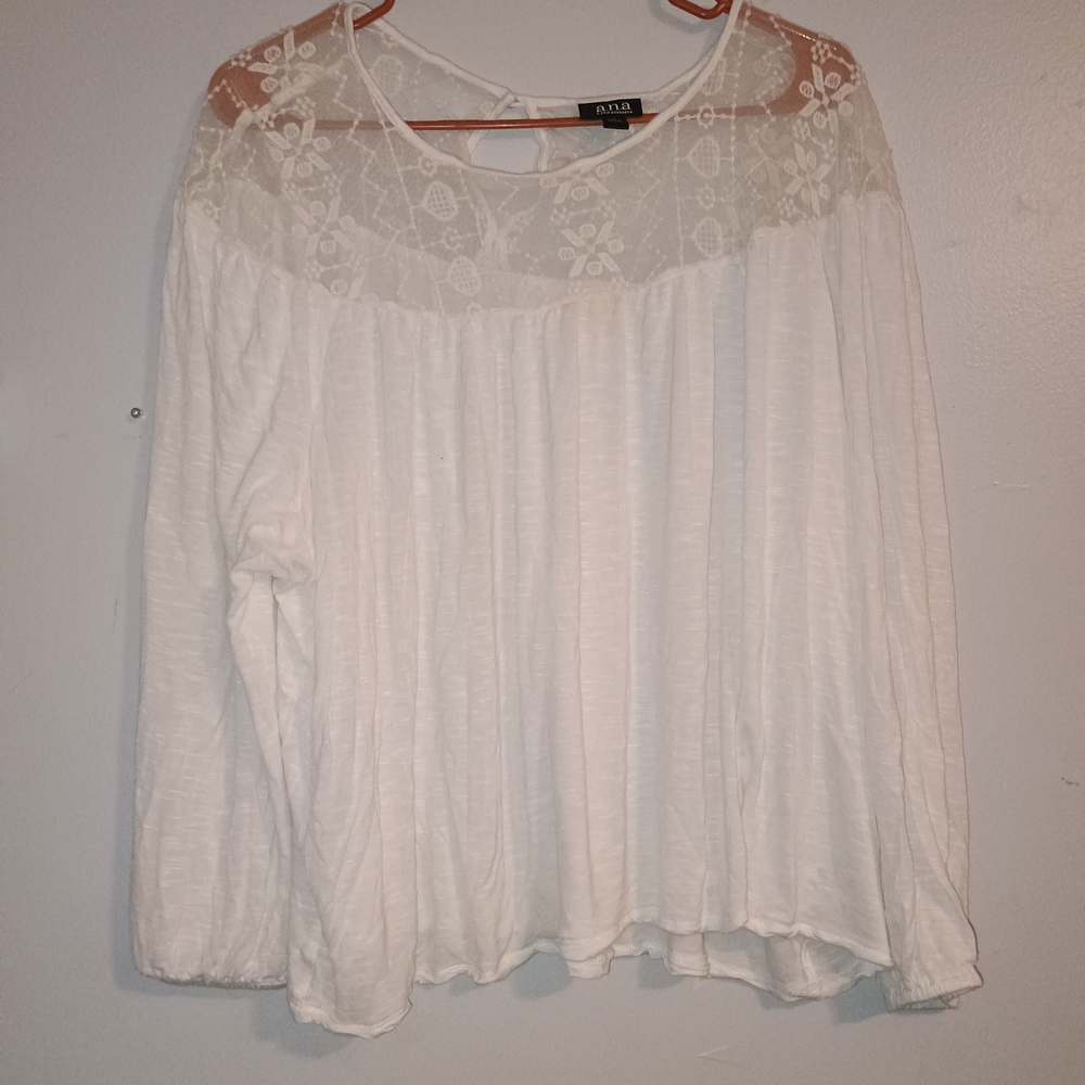 a.n.a White Lace Top
